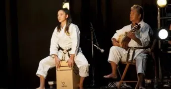 Karate al ritmo de música