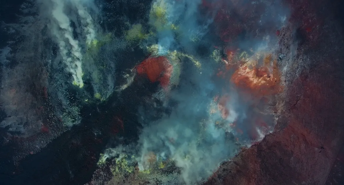 crater de un volcán