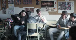 LA CLASE DE AL LADO